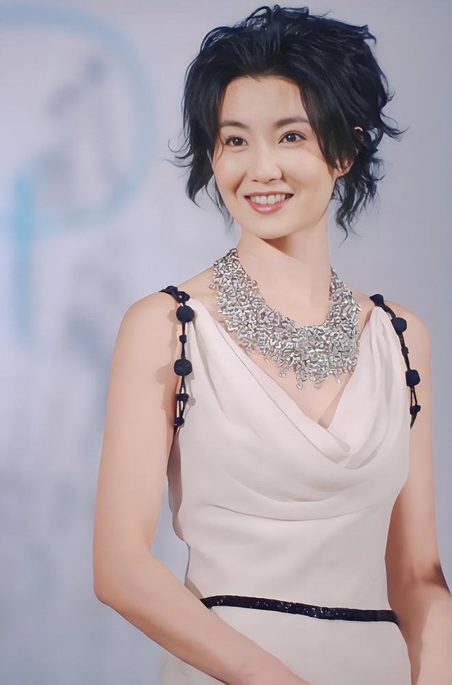 ！张曼玉的首饰物语ky开元棋牌真美人(图6)