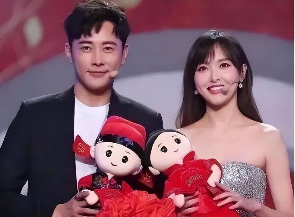 的腰85花的好身材终于被发现了开元棋牌杨幂的胸倪妮的臀景甜(图10)