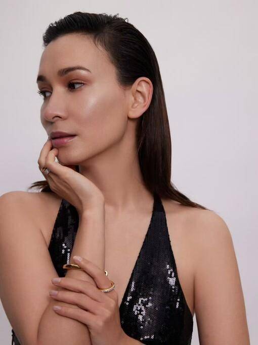 李沁在雅诗兰黛活动造型杀疯了开元棋牌农历春节前时尚活动多(图11)